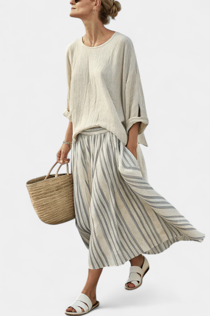 Aurora — Blouse Confortable et Jupe Midi Rayée
