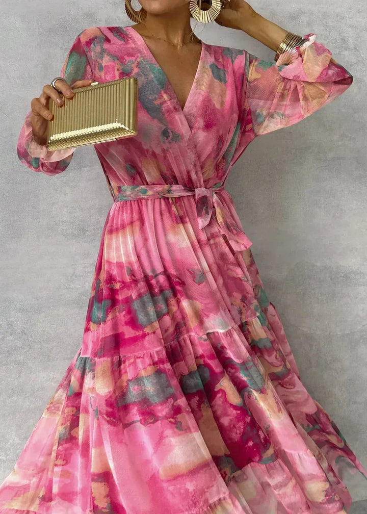 ZOEY | Robe Fleurie Vibrante avec Silhouette Étagée Flatteuse