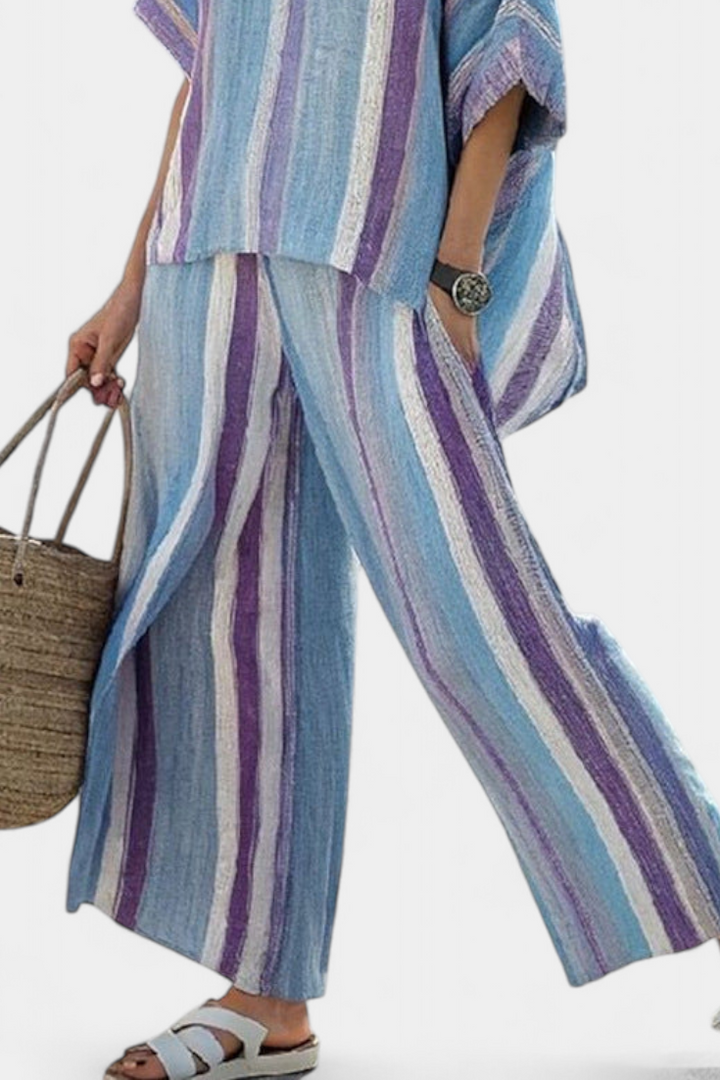 Ginevra — Haut élégant en mauve pastel et pantalon en lin rayé
