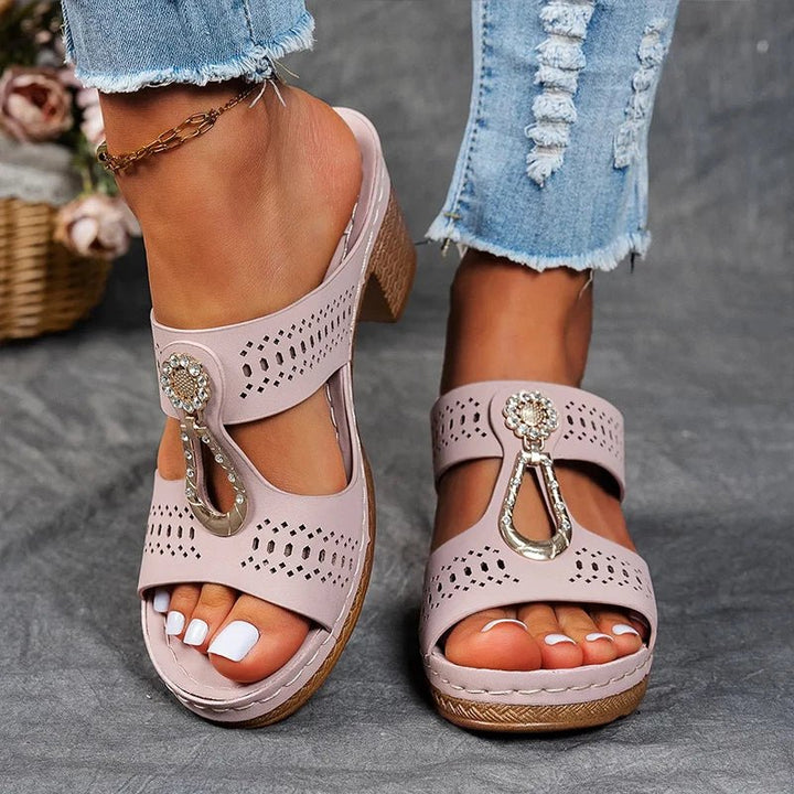 Faith | Sandales Orthopédiques Chic et Confortables